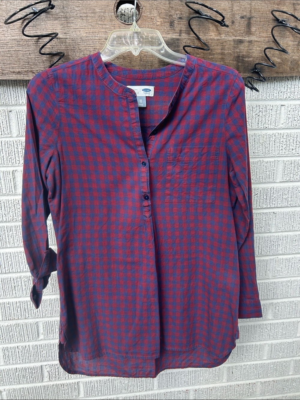 Old Navy Women's Navy and Red Plaid Henley Tunic